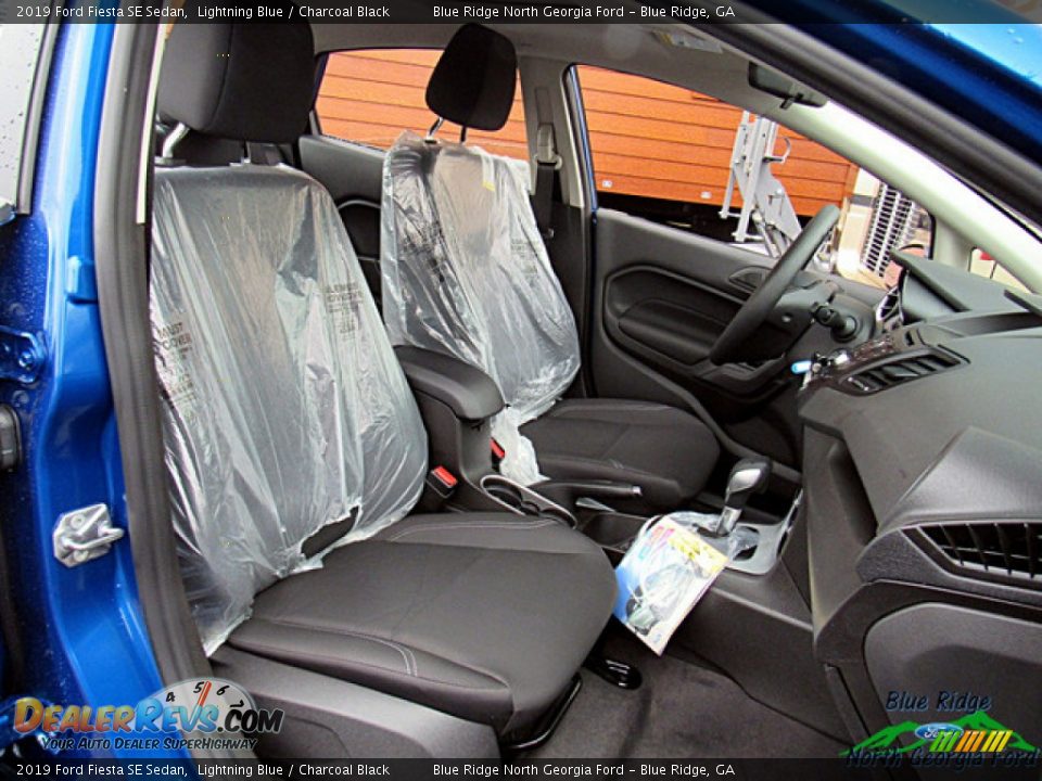 2019 Ford Fiesta SE Sedan Lightning Blue / Charcoal Black Photo #11