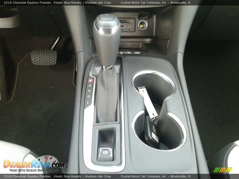 2019 Chevrolet Equinox Premier Shifter Photo #16