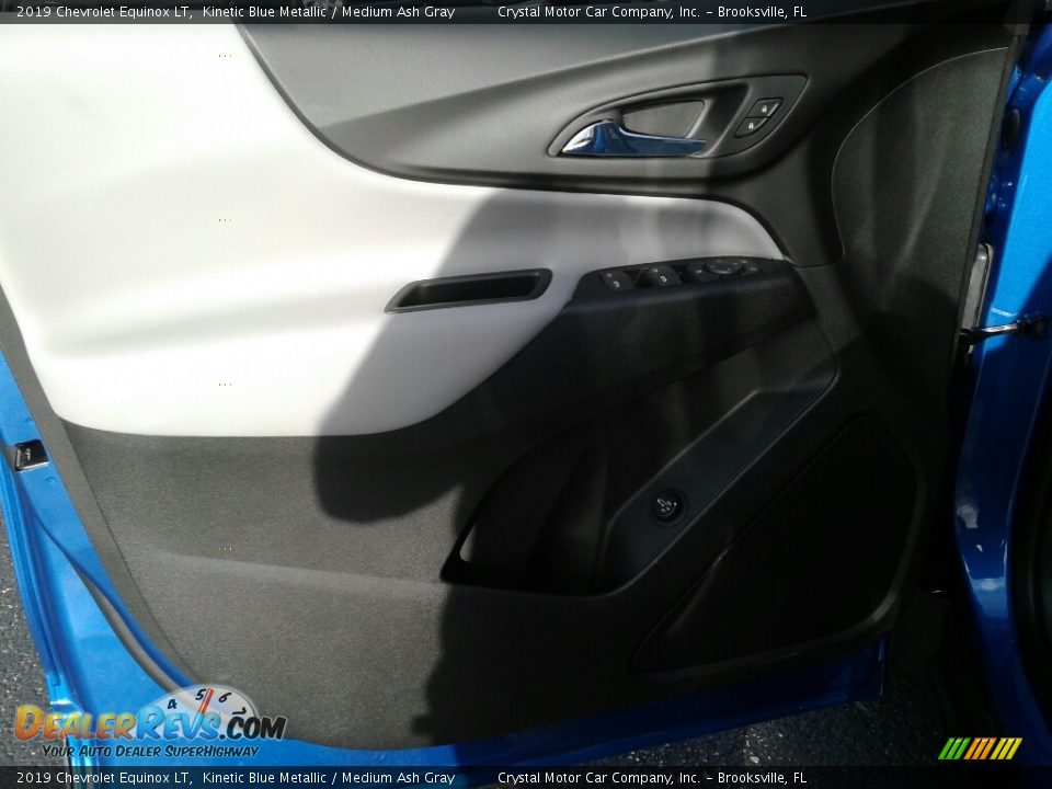 2019 Chevrolet Equinox LT Kinetic Blue Metallic / Medium Ash Gray Photo #17