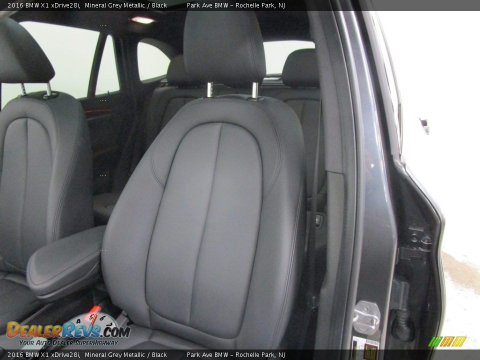 2016 BMW X1 xDrive28i Mineral Grey Metallic / Black Photo #8