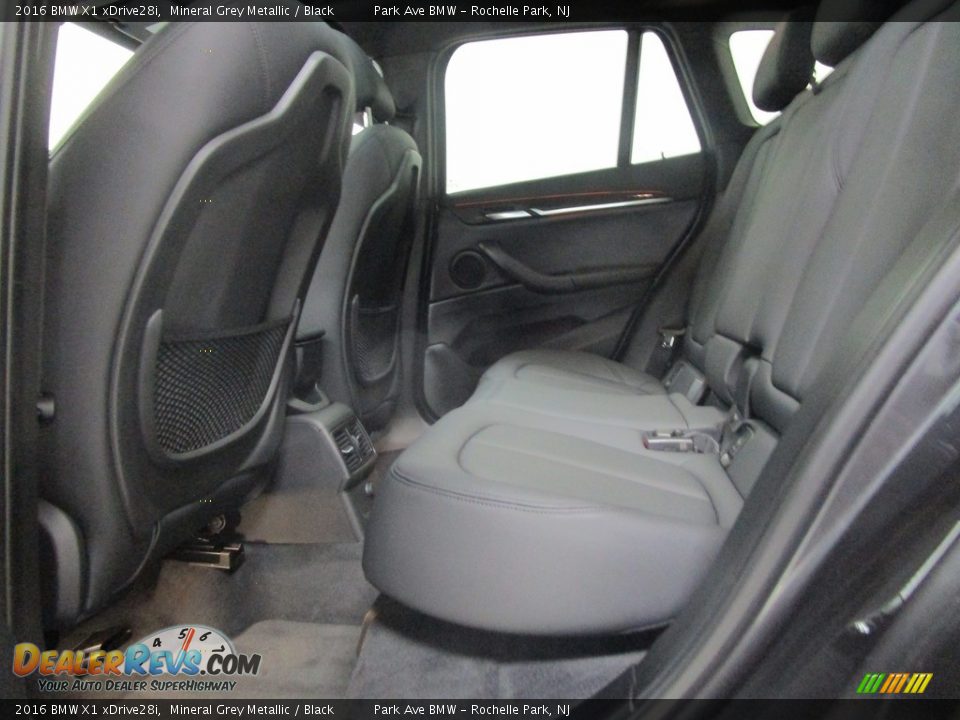 2016 BMW X1 xDrive28i Mineral Grey Metallic / Black Photo #12