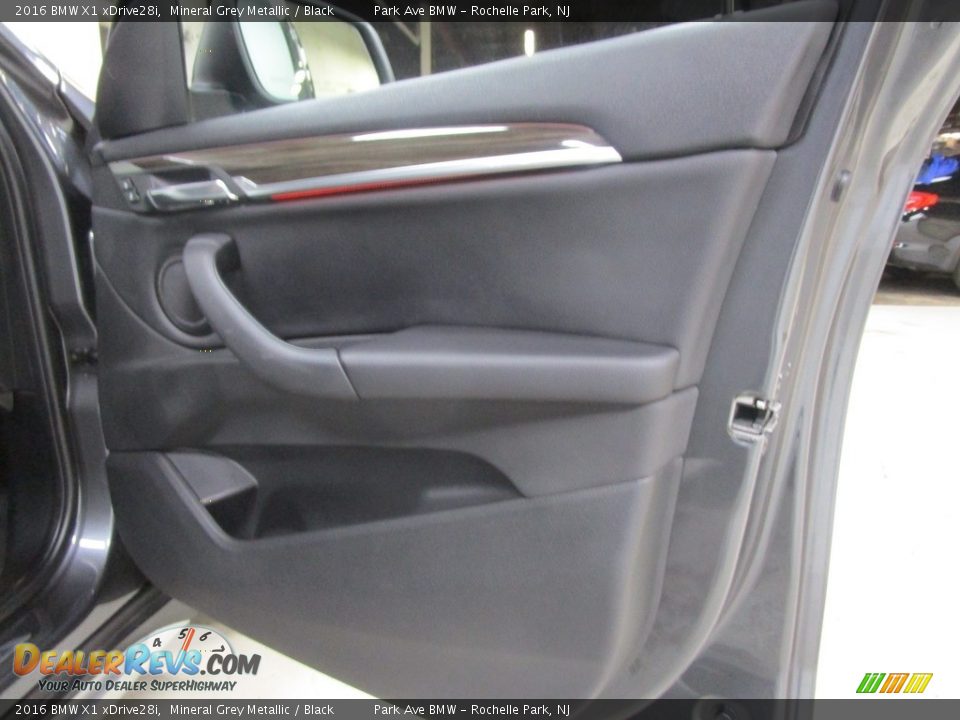 2016 BMW X1 xDrive28i Mineral Grey Metallic / Black Photo #13
