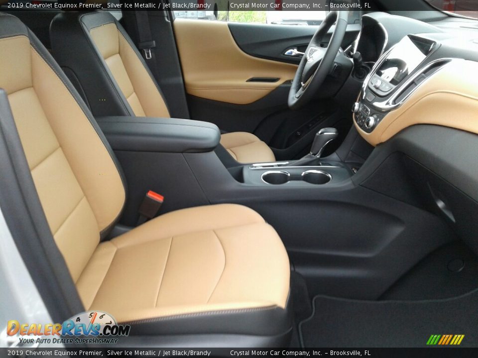 Front Seat of 2019 Chevrolet Equinox Premier Photo #12
