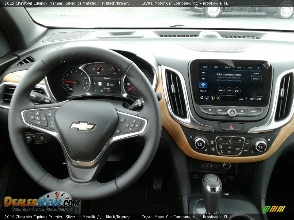 Dashboard of 2019 Chevrolet Equinox Premier Photo #13