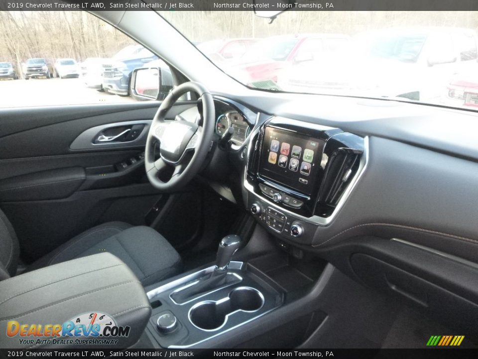 2019 Chevrolet Traverse LT AWD Satin Steel Metallic / Jet Black Photo #11