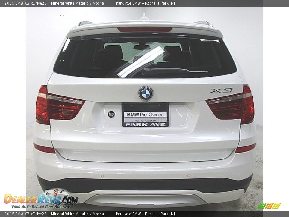 2016 BMW X3 xDrive28i Mineral White Metallic / Mocha Photo #3