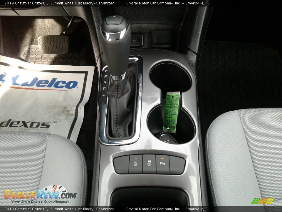 2019 Chevrolet Cruze LT Summit White / Jet Black/­Galvanized Photo #16
