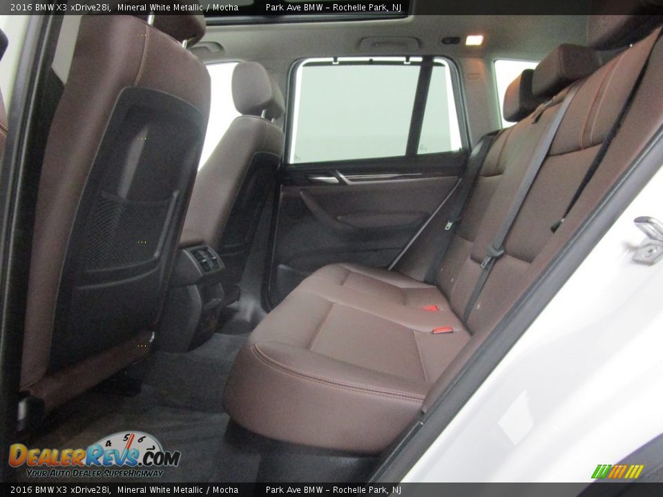 2016 BMW X3 xDrive28i Mineral White Metallic / Mocha Photo #12