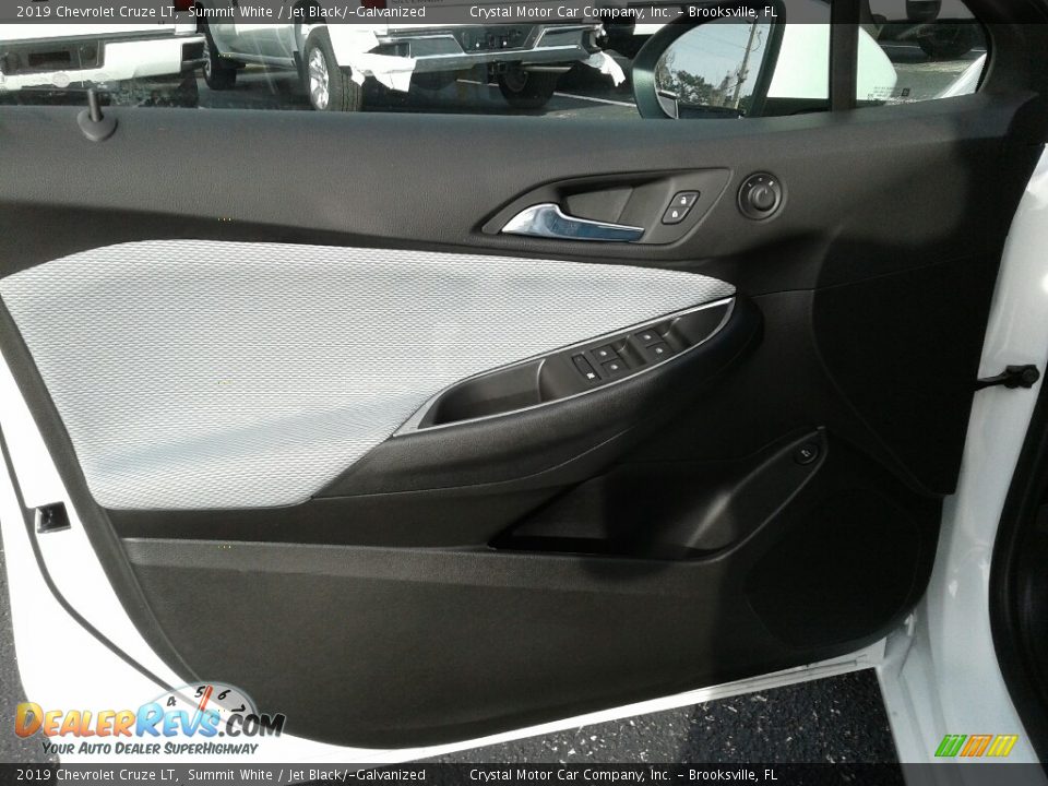 2019 Chevrolet Cruze LT Summit White / Jet Black/­Galvanized Photo #17