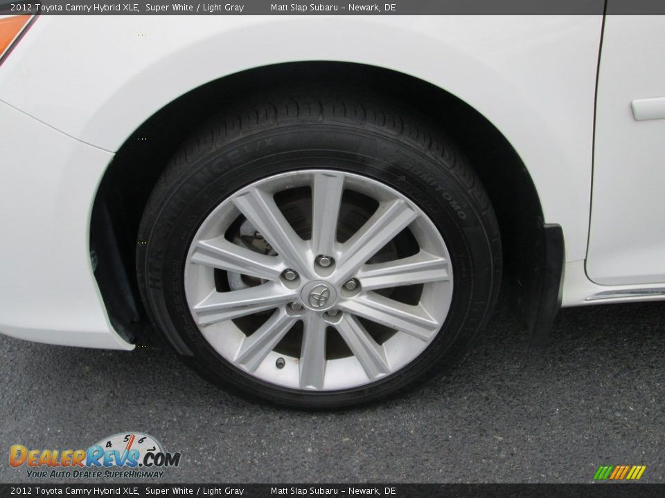 2012 Toyota Camry Hybrid XLE Super White / Light Gray Photo #23