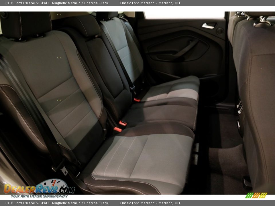 2016 Ford Escape SE 4WD Magnetic Metallic / Charcoal Black Photo #19