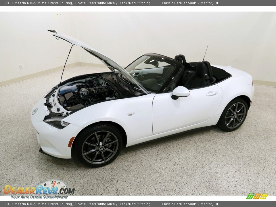 2017 Mazda MX-5 Miata Grand Touring Crystal Pearl White Mica / Black/Red Stitching Photo #29