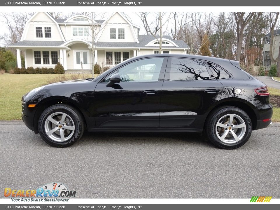 2018 Porsche Macan Black / Black Photo #3