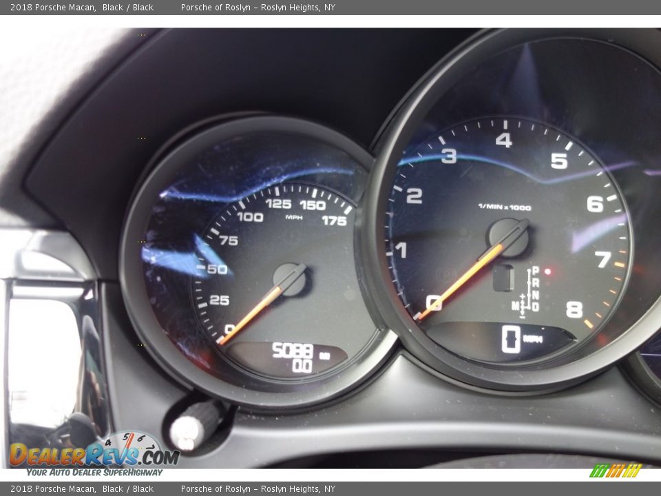 2018 Porsche Macan Black / Black Photo #20