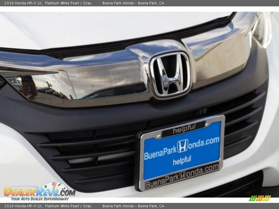 2019 Honda HR-V LX Platinum White Pearl / Gray Photo #4