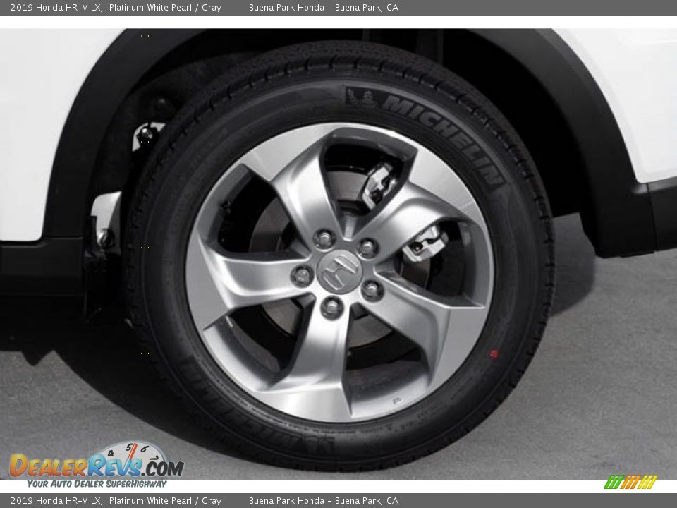 2019 Honda HR-V LX Platinum White Pearl / Gray Photo #13