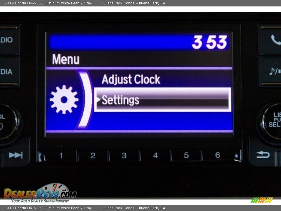 2019 Honda HR-V LX Platinum White Pearl / Gray Photo #29