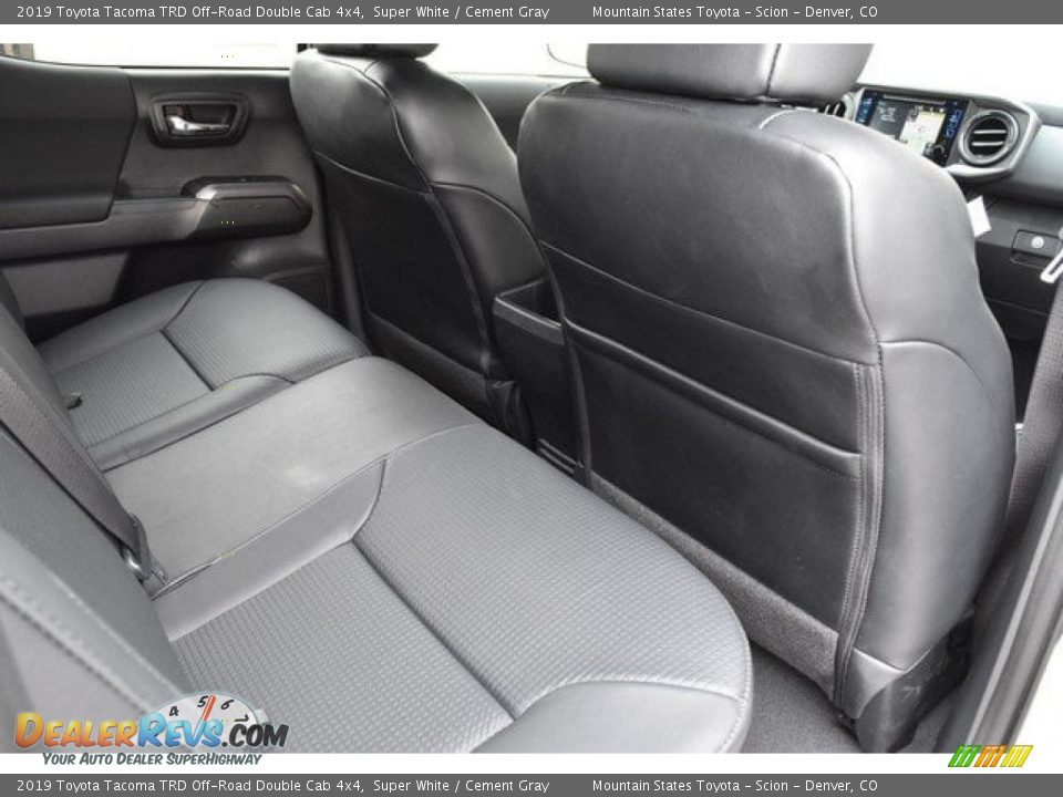 2019 Toyota Tacoma TRD Off-Road Double Cab 4x4 Super White / Cement Gray Photo #17