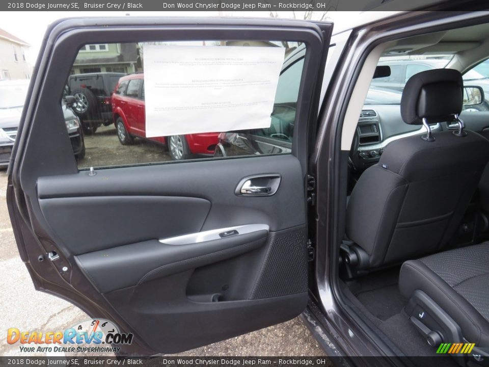 2018 Dodge Journey SE Bruiser Grey / Black Photo #31