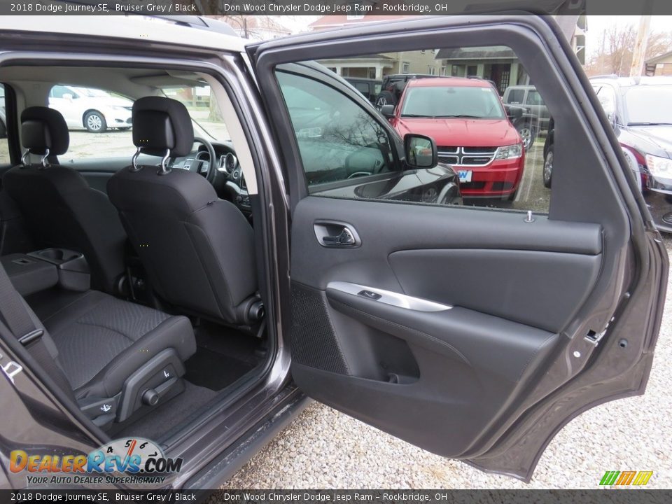 2018 Dodge Journey SE Bruiser Grey / Black Photo #35