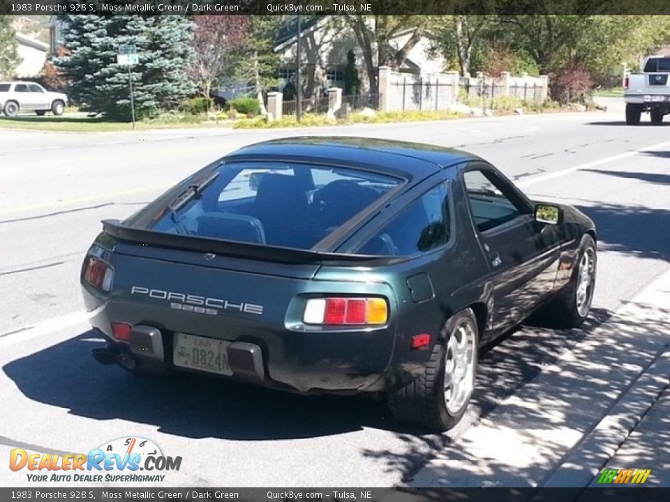 Moss Metallic Green 1983 Porsche 928 S Photo #2
