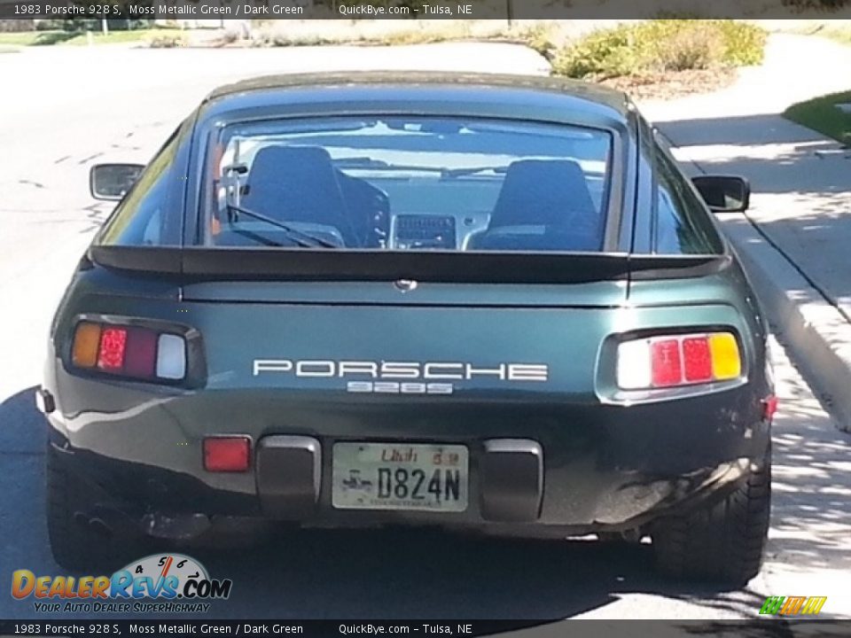 1983 Porsche 928 S Moss Metallic Green / Dark Green Photo #8