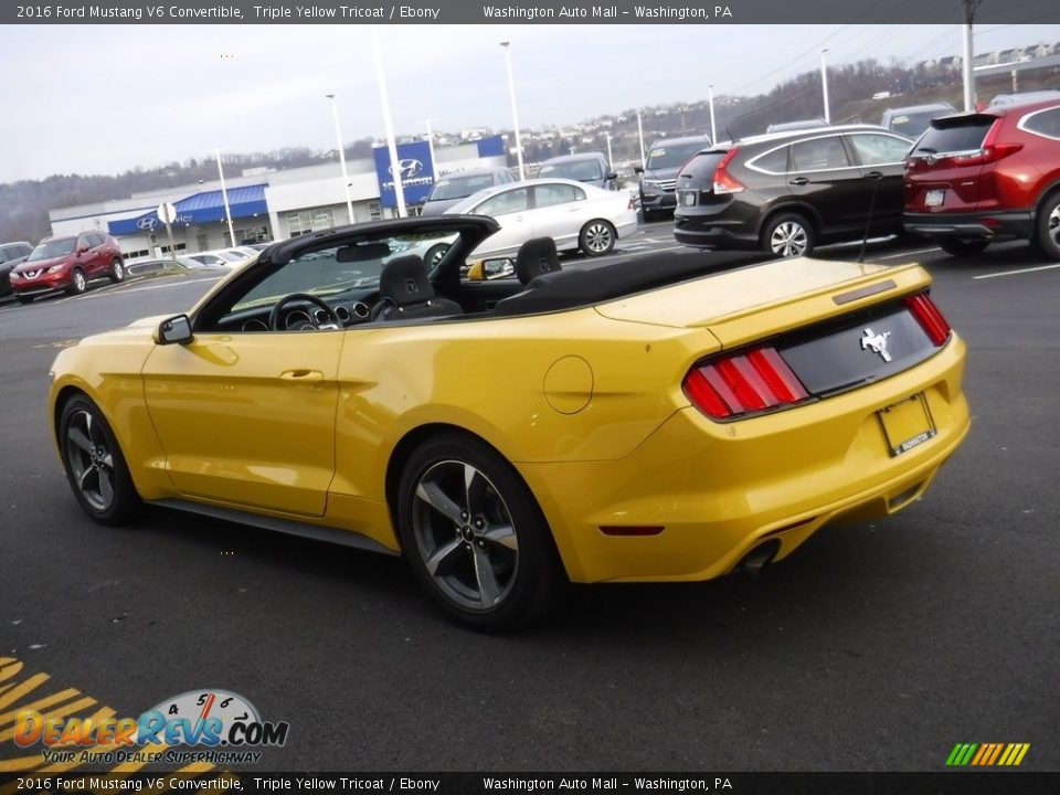 2016 Ford Mustang V6 Convertible Triple Yellow Tricoat / Ebony Photo #10