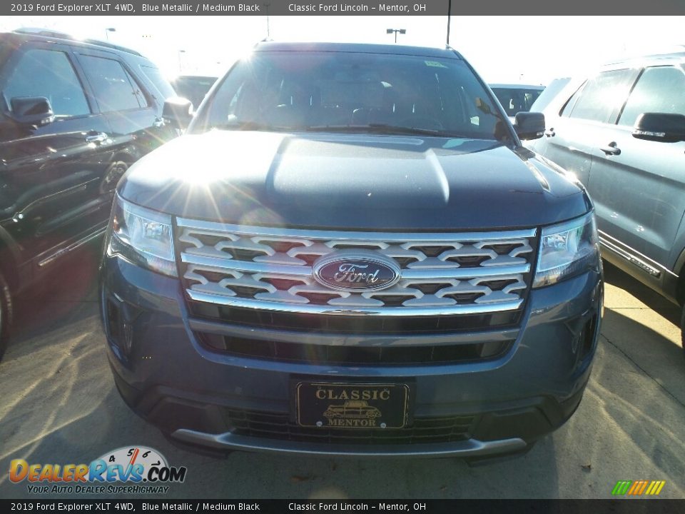2019 Ford Explorer XLT 4WD Blue Metallic / Medium Black Photo #2