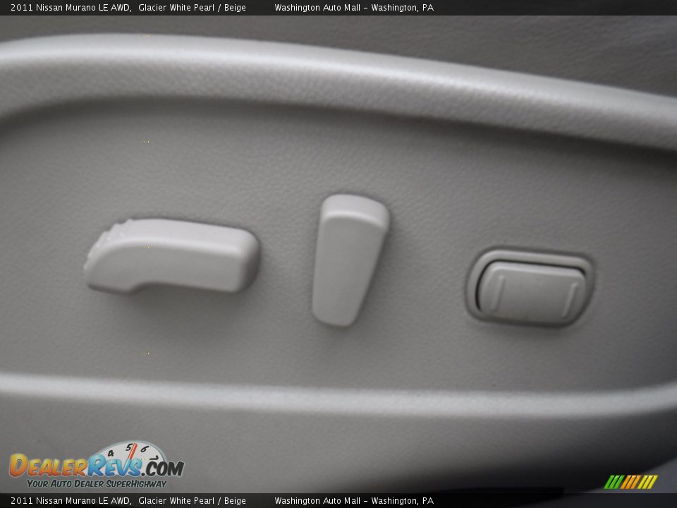 2011 Nissan Murano LE AWD Glacier White Pearl / Beige Photo #17