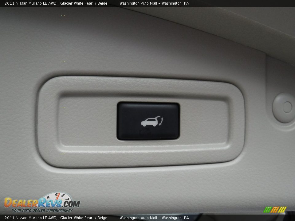 2011 Nissan Murano LE AWD Glacier White Pearl / Beige Photo #27