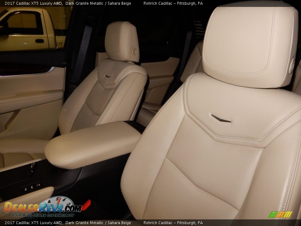 2017 Cadillac XT5 Luxury AWD Dark Granite Metallic / Sahara Beige Photo #17