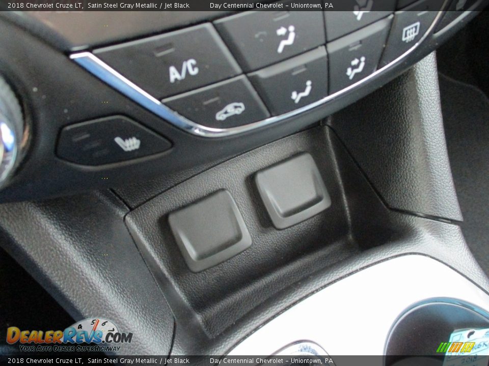 2018 Chevrolet Cruze LT Satin Steel Gray Metallic / Jet Black Photo #28
