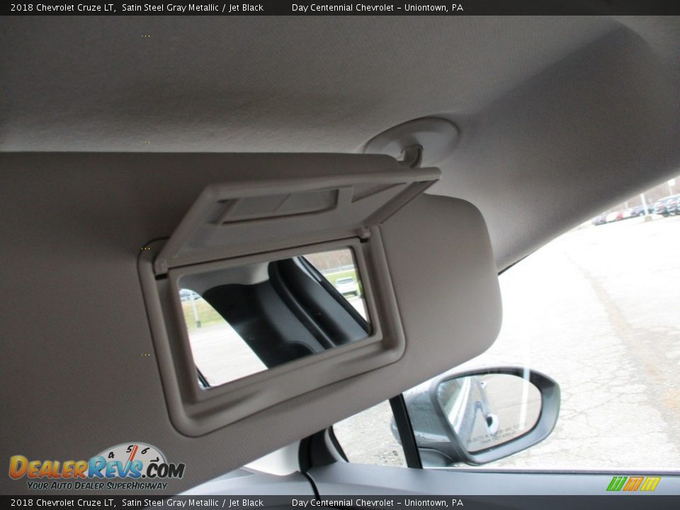 2018 Chevrolet Cruze LT Satin Steel Gray Metallic / Jet Black Photo #32