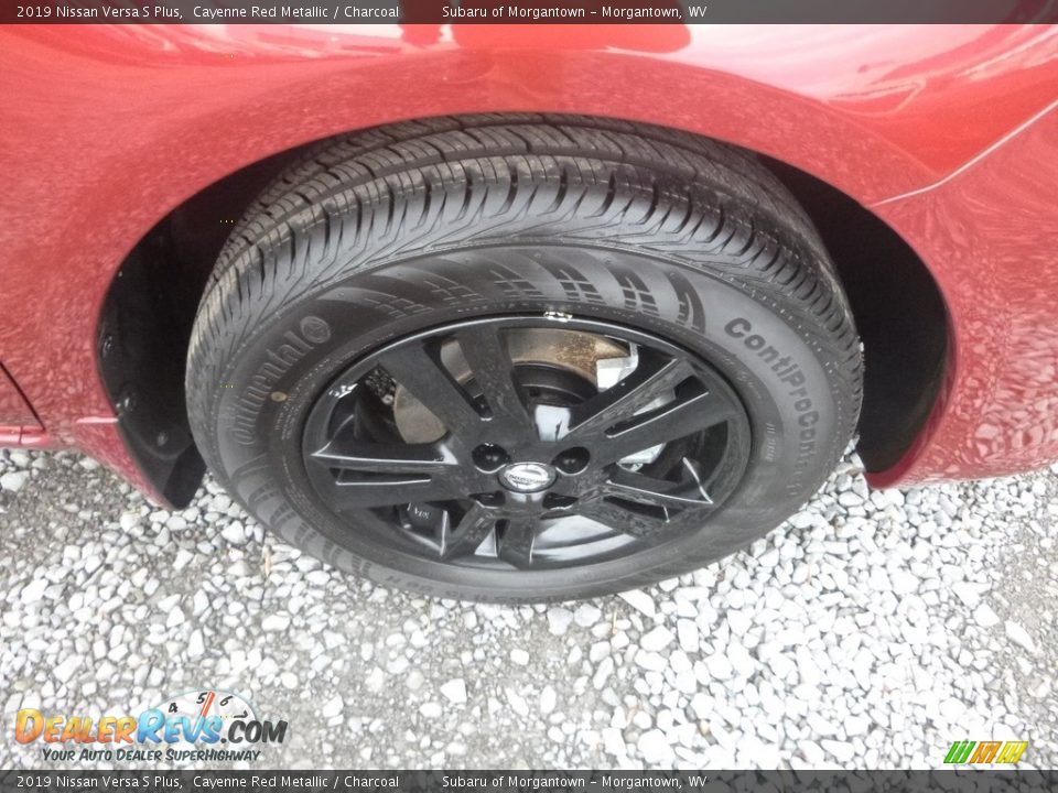 2019 Nissan Versa S Plus Cayenne Red Metallic / Charcoal Photo #2