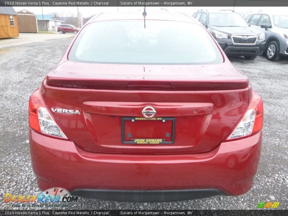 2019 Nissan Versa S Plus Cayenne Red Metallic / Charcoal Photo #5