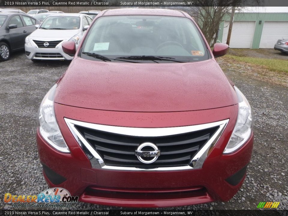 2019 Nissan Versa S Plus Cayenne Red Metallic / Charcoal Photo #9