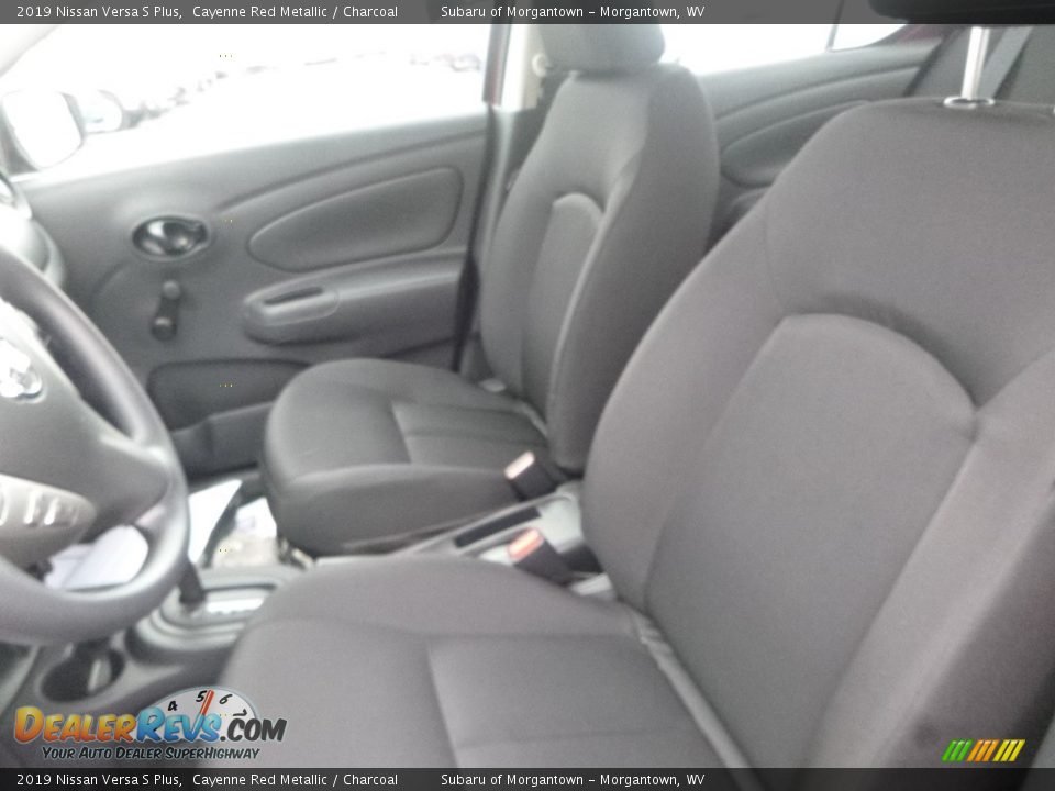 2019 Nissan Versa S Plus Cayenne Red Metallic / Charcoal Photo #15