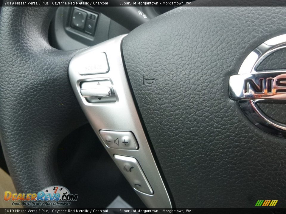 2019 Nissan Versa S Plus Cayenne Red Metallic / Charcoal Photo #20