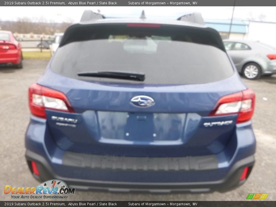 2019 Subaru Outback 2.5i Premium Abyss Blue Pearl / Slate Black Photo #5