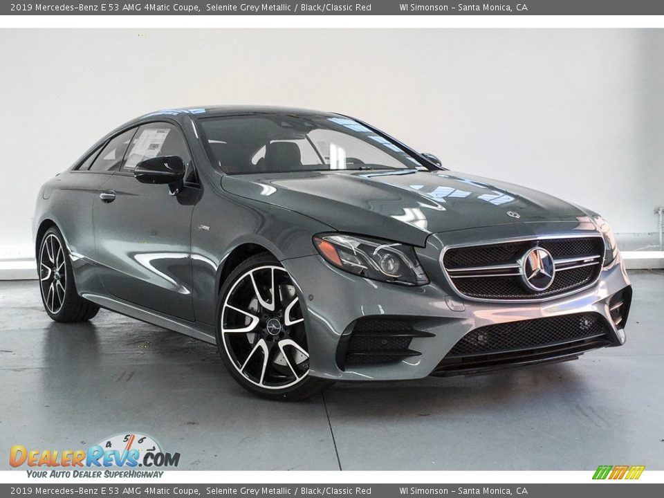 Front 3/4 View of 2019 Mercedes-Benz E 53 AMG 4Matic Coupe Photo #12