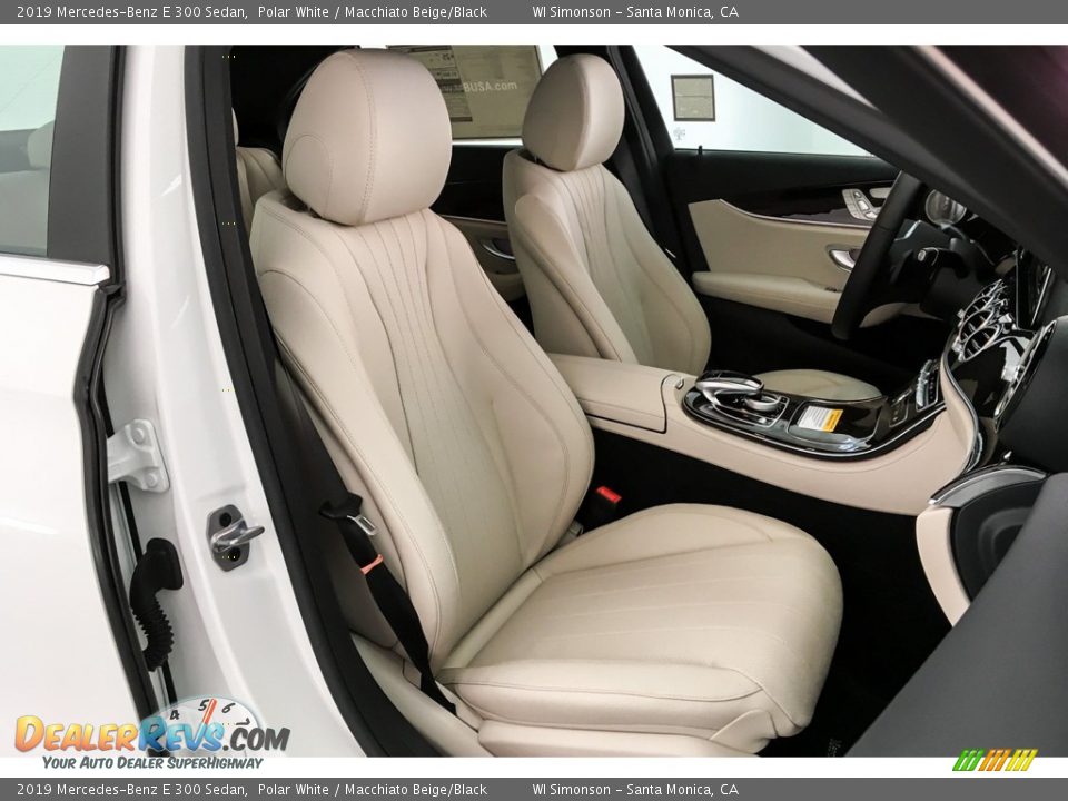 2019 Mercedes-Benz E 300 Sedan Polar White / Macchiato Beige/Black Photo #5