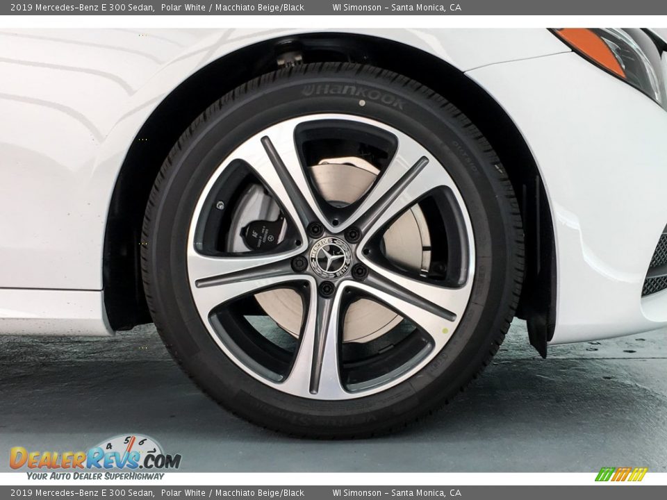 2019 Mercedes-Benz E 300 Sedan Polar White / Macchiato Beige/Black Photo #9