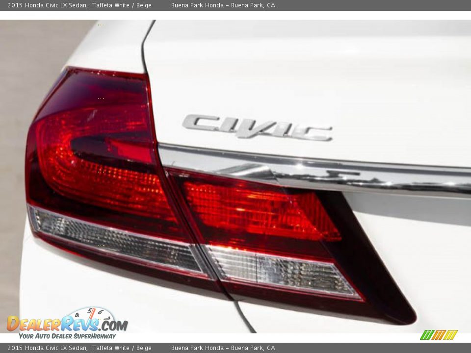 2015 Honda Civic LX Sedan Taffeta White / Beige Photo #11