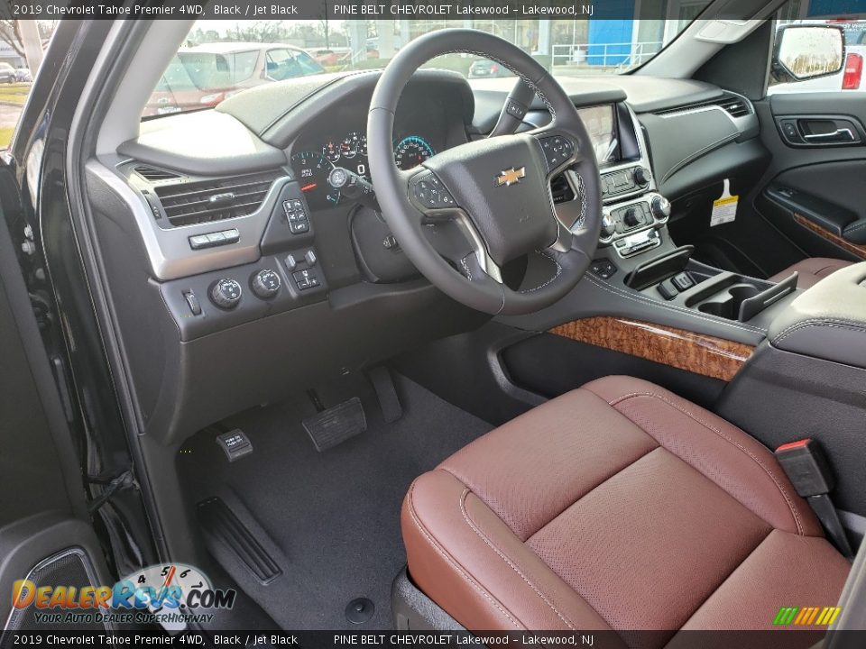 Front Seat of 2019 Chevrolet Tahoe Premier 4WD Photo #8