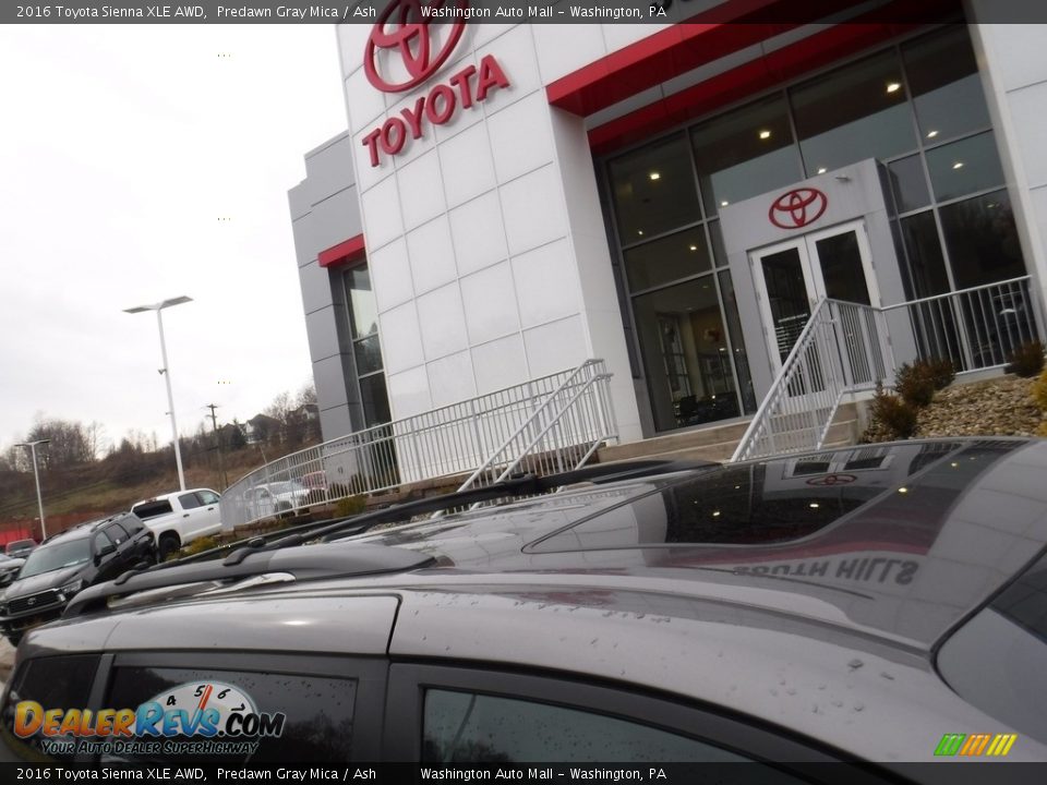 2016 Toyota Sienna XLE AWD Predawn Gray Mica / Ash Photo #3