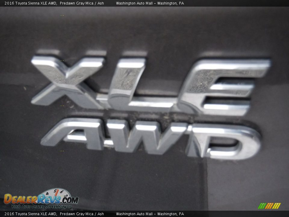 2016 Toyota Sienna XLE AWD Predawn Gray Mica / Ash Photo #10