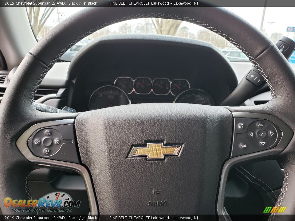 2019 Chevrolet Suburban LS 4WD Steering Wheel Photo #10