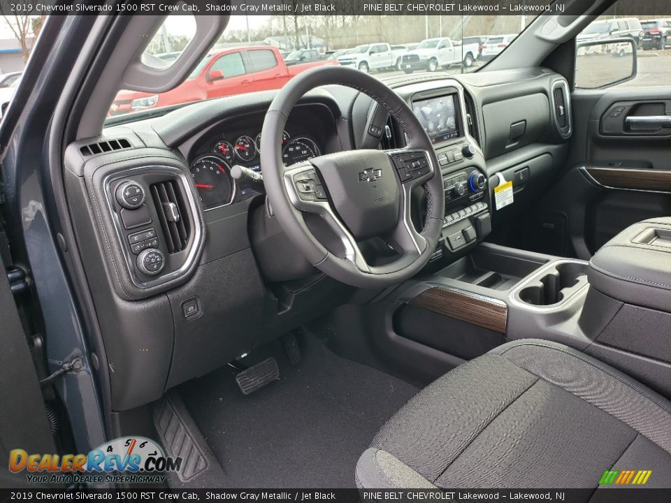 Front Seat of 2019 Chevrolet Silverado 1500 RST Crew Cab Photo #7