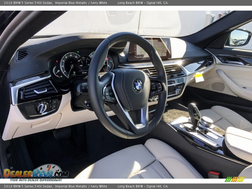 2019 BMW 5 Series 540i Sedan Imperial Blue Metallic / Ivory White Photo #4