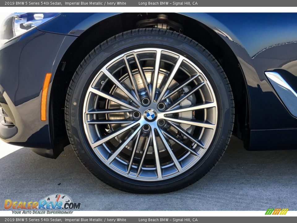 2019 BMW 5 Series 540i Sedan Wheel Photo #9